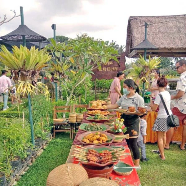 Family catering kitchen in Bandung, Indonesia - where Chef Yossie learned traditional Indonesian cooking